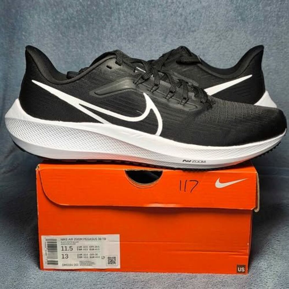 Nike Air Zoom Pegasus 39 TB Black/White Size Men's 11.5 or Women's 13